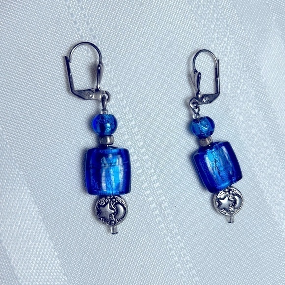Moon 🌙 & Star 🌟 Earrings - Picture 1 of 4